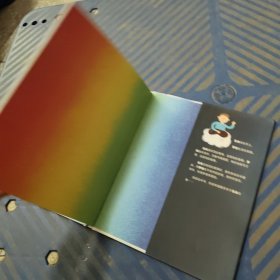 跟着云朵去旅行 跟着云朵四处飘动，和它一起经历变化，了解水循环和天气变化的奥秘。浪花朵朵出品