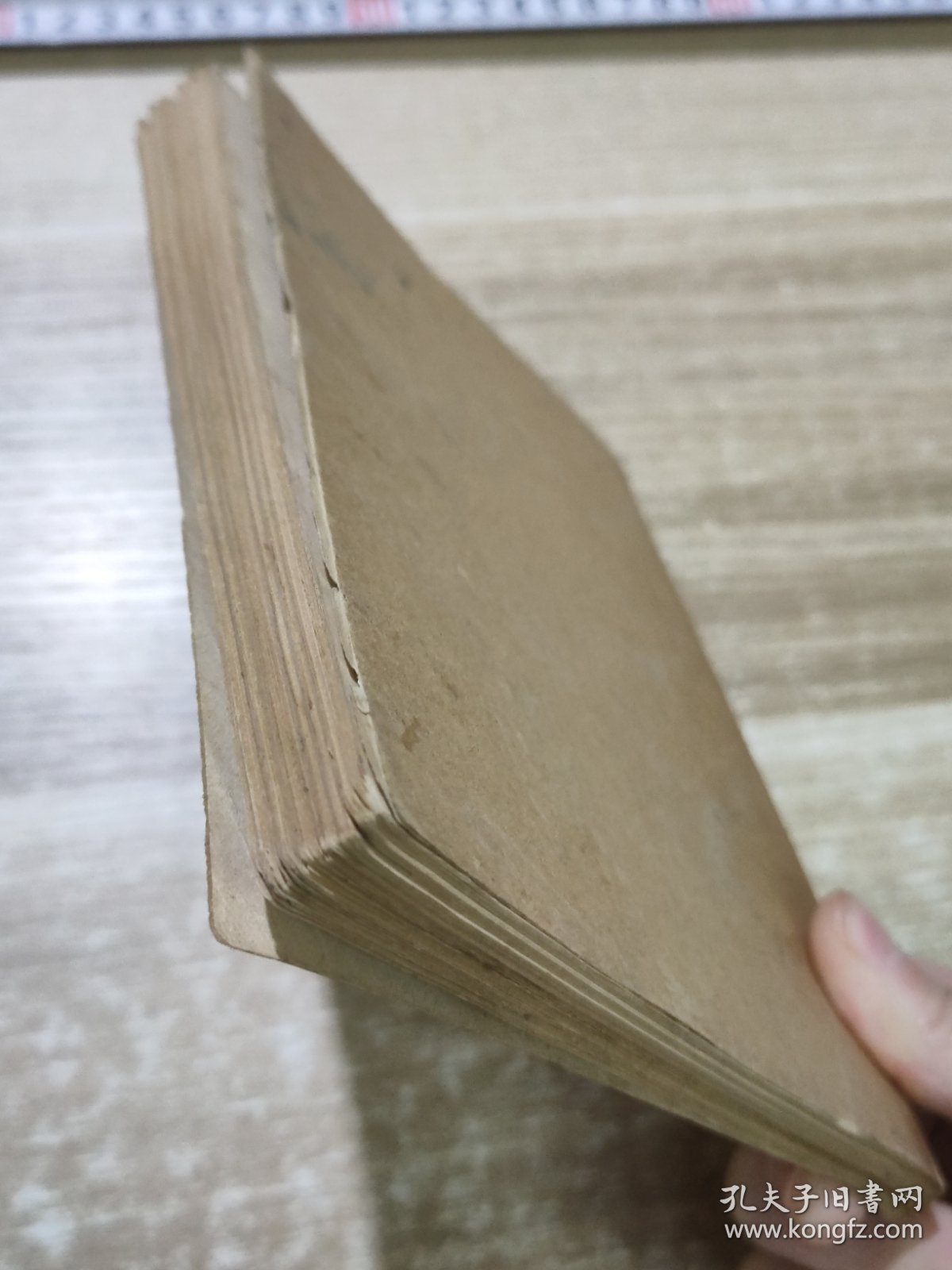 八十年代手写手抄中医书 中医笔记 ：点穴疗法 10页，推拿穴位 40页，按摩法等 39页，(4页 护病记录 护理计划)，阅读材料，英译汉补充读物等 (共99张 + 2张笔迹纸张，其中有22张没有书写)