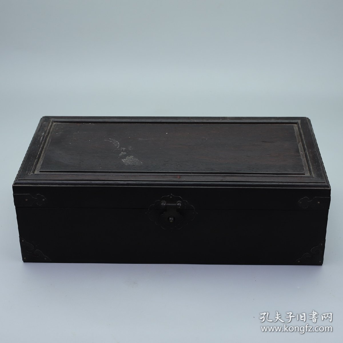 纯银掐丝镶嵌和田玉观音像一尊