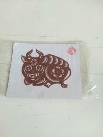 任旭燕剪纸  牛