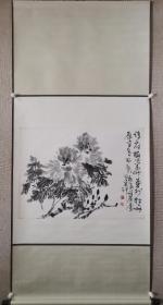 北京著名画家许麟庐国画《墨牡丹图》一幅，尺寸82x55厘米，自然旧，有少许黄斑，精品！保真！