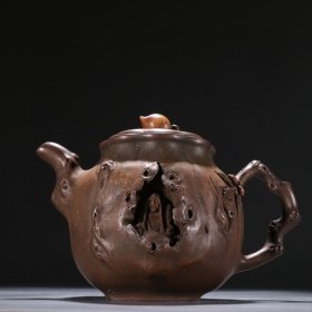 裴石民款 紫砂寿桃钮雕罗汉茶壶