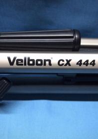 原文:Velbon CX 444 
译文:维尔邦 CX 444 （高级影相器材三角架）