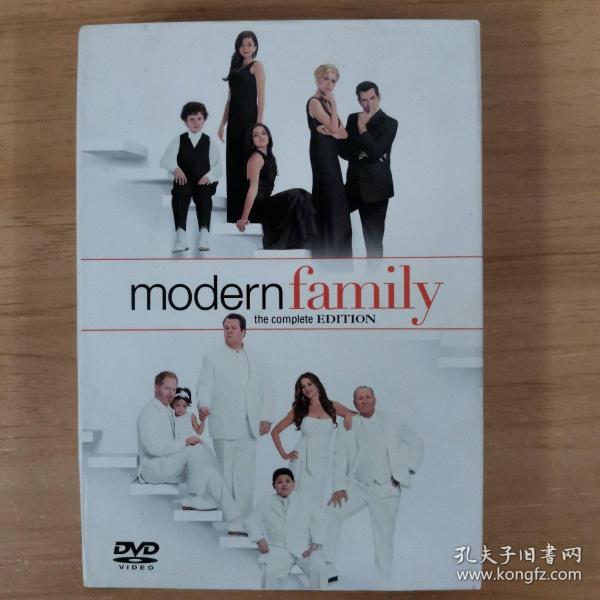 39光盘DVD：modern family     4张光盘 盒装