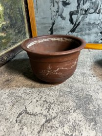 80年代，刻梅双线金钟紫砂花盆一只y