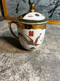 80年代，金彩龙凤茶杯一只y