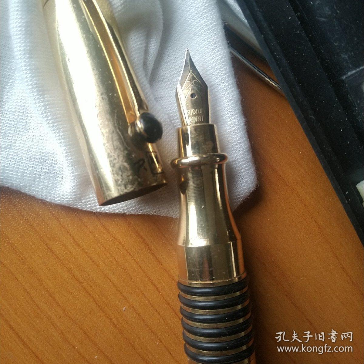 库存未使用钢笔，表面有括擦