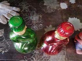 玻璃酒瓶一对