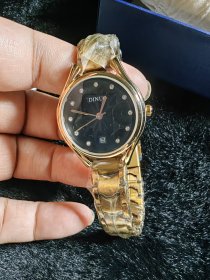 谛诺石英女表，专柜正品，防水走时精准，新未拆膜带包装