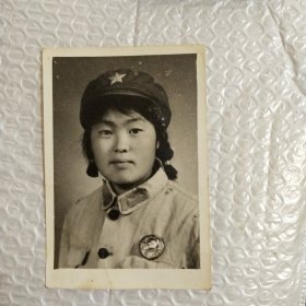女知青戎装照片