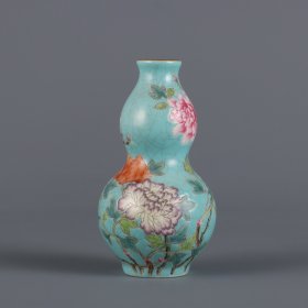 粉彩花卉葫芦瓶