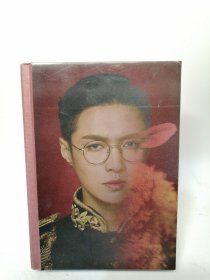 张艺兴写真专辑 有光盘，附图4写真