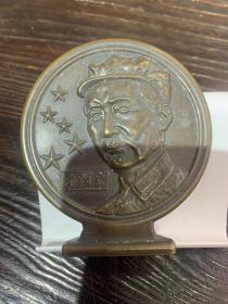 毛主席像章