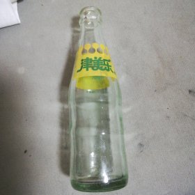 津美乐汽水瓶玻璃瓶，瓶子是89年的，200mL