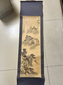 三尺立轴，冬寒山林，乙亥年，应该是1935年画心高105厘米，宽度35厘米画心……印章不识！