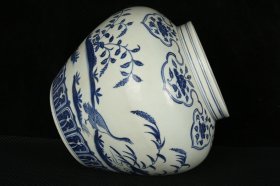 瓷器 明青花芦雁纹罐 高30厘米 直径33厘米