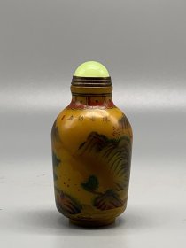 琉璃外画鼻烟壶：