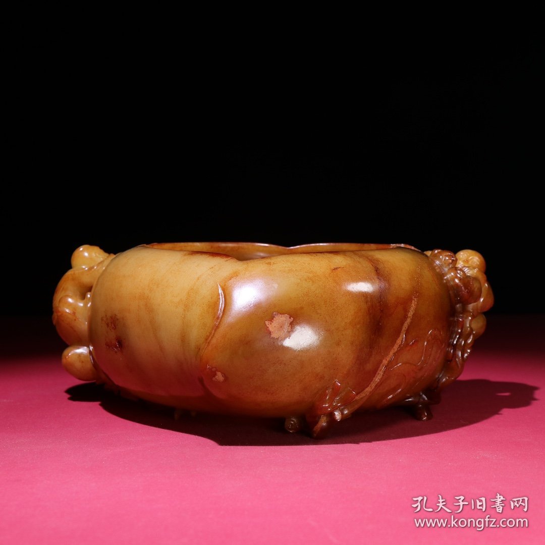 旧藏和田玉籽料童子如意桃型笔洗