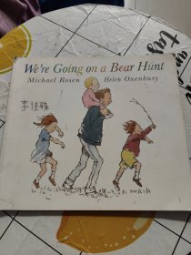 We're Going on a Bear Hunt 封面有字迹！