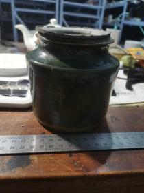 辽绿釉的药罐