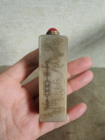 老寿山冻石鼻烟壶 巧雕 油润十足