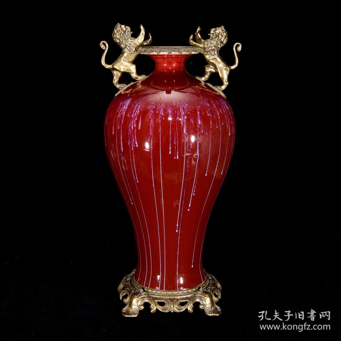 清乾隆回流红釉瓶，49×24厘米