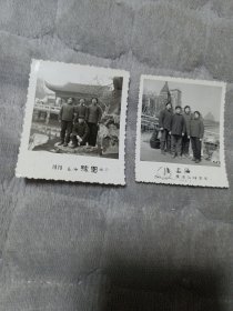 老照片，1979年在上海黄浦江畔，豫园留影