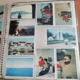 90年代美女照片（附一些底片）【 一册140张合售 】（ 北京旅游照片）