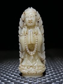 和田玉持珠观音手把件、摆件。