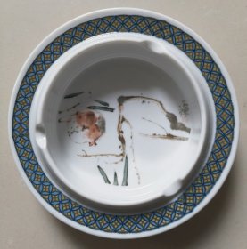 石禅/石榴*笑口常开 烟灰缸 2个合售 （贴花）上海申窑出品 烟灰缸中的爱马仕