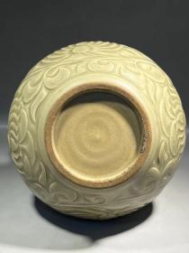 北宋 耀州窑青瓷刻花牡丹尊