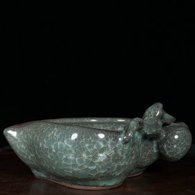 官窑冰裂纹桃形洗，高6直径14cm