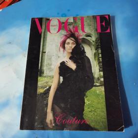 VOGUE 2001 N.613  后封缺个角