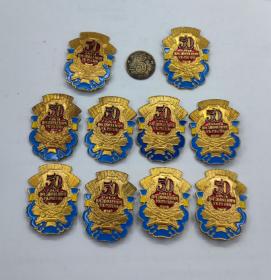 保真苏联乌克兰解放50周年奖章 铜质 报价为一个
