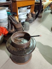667.民国文房老陶笔洗。
