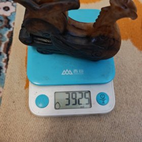 老玉摆件一个重392克放漏出