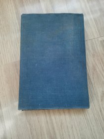 《校正增删卜易》野鹤老人著，清代石印版，共4本四卷全，此书是古代野鹤老人看阳宅，阴宅之吉凶，占卜运程。