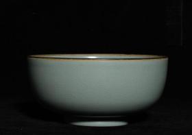 汝窑碗，高6.5×14厘米