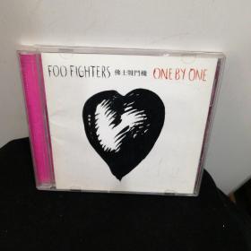FOOFIGHTERS 一个接一个ONE BY ON （DVD）