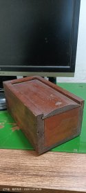 老实木盒，纯过去老手艺人匠心打造，色泽温润包浆醇厚