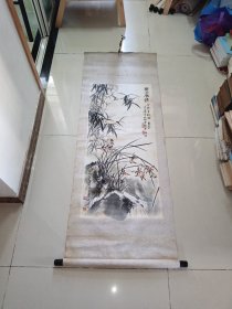 江西籍画家，陶瓷艺术大师（陆如）国画花鸟， 原裱立轴，画在布上面