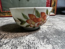 民国张荣记小碗一只，开线