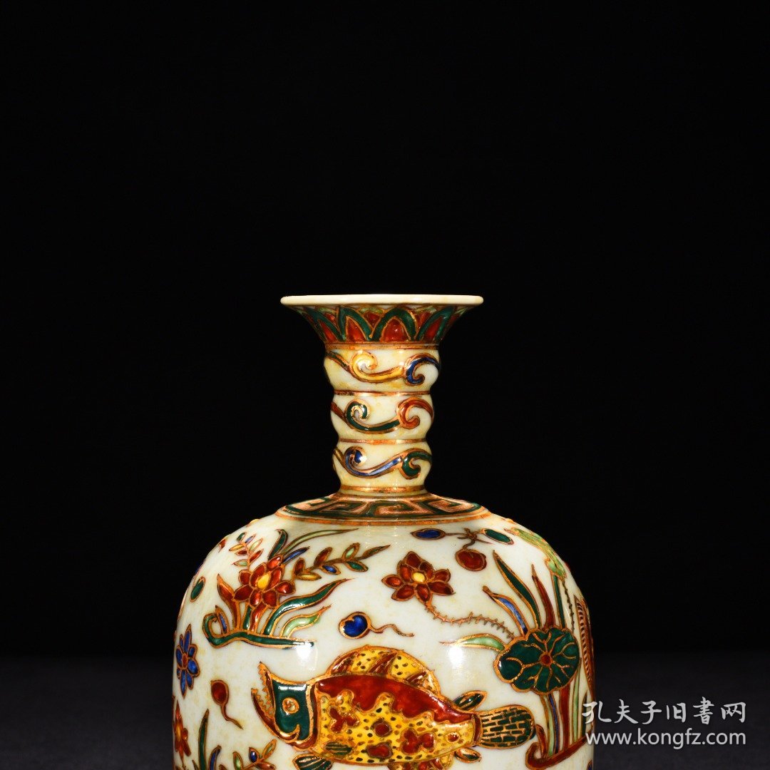 旧藏 明宣德五彩描金鱼藻纹骰盅 高19厘米 宽14.5厘米