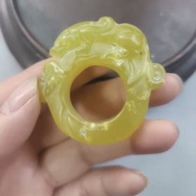 收来和田黄玉扳指