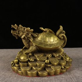 铜龙龟 母子金钱龟摆件，品相如图
长12宽11高10厘米
重约0.9kg