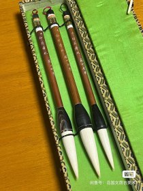 白石清玩 金鼎牌苏州湖笔 大号出锋6.4cm，口径1.7cm 全套带盒难得 70年代骨质盒签