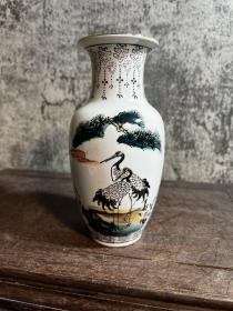 80年代左右，潮州松鹤延年花瓶一只