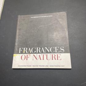 FRAGRANCES  OF NATURE大自然的芳香（内有文杨诚 阮长灵 邓方越 多副作品）THE EMBASSY OF VIETNAM IN CHINA越南驻中国大使馆