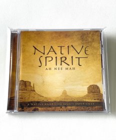 Ah Nee Mah - Native Spirit 印第安新世纪音乐名盘，排箫，发烧音乐。由新世纪音乐大师 David Arkenstone 和 Diane Arkenstone 夫妇组成的夫妻档组合Ah Nee Mah，才华横溢，音乐动人。全新仅拆，实拍图片