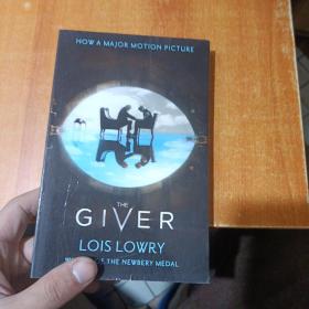 The Giver Quartet — The Giver   Film Tie-In Edition   （内有笔记划线）